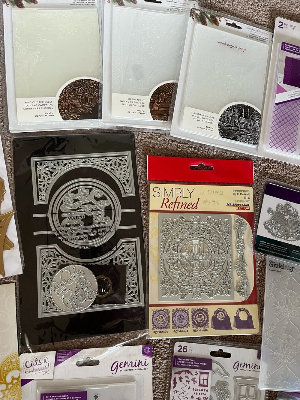 XL Assorted Craft Die Cut and Embossing Tool Set - Various Brands
